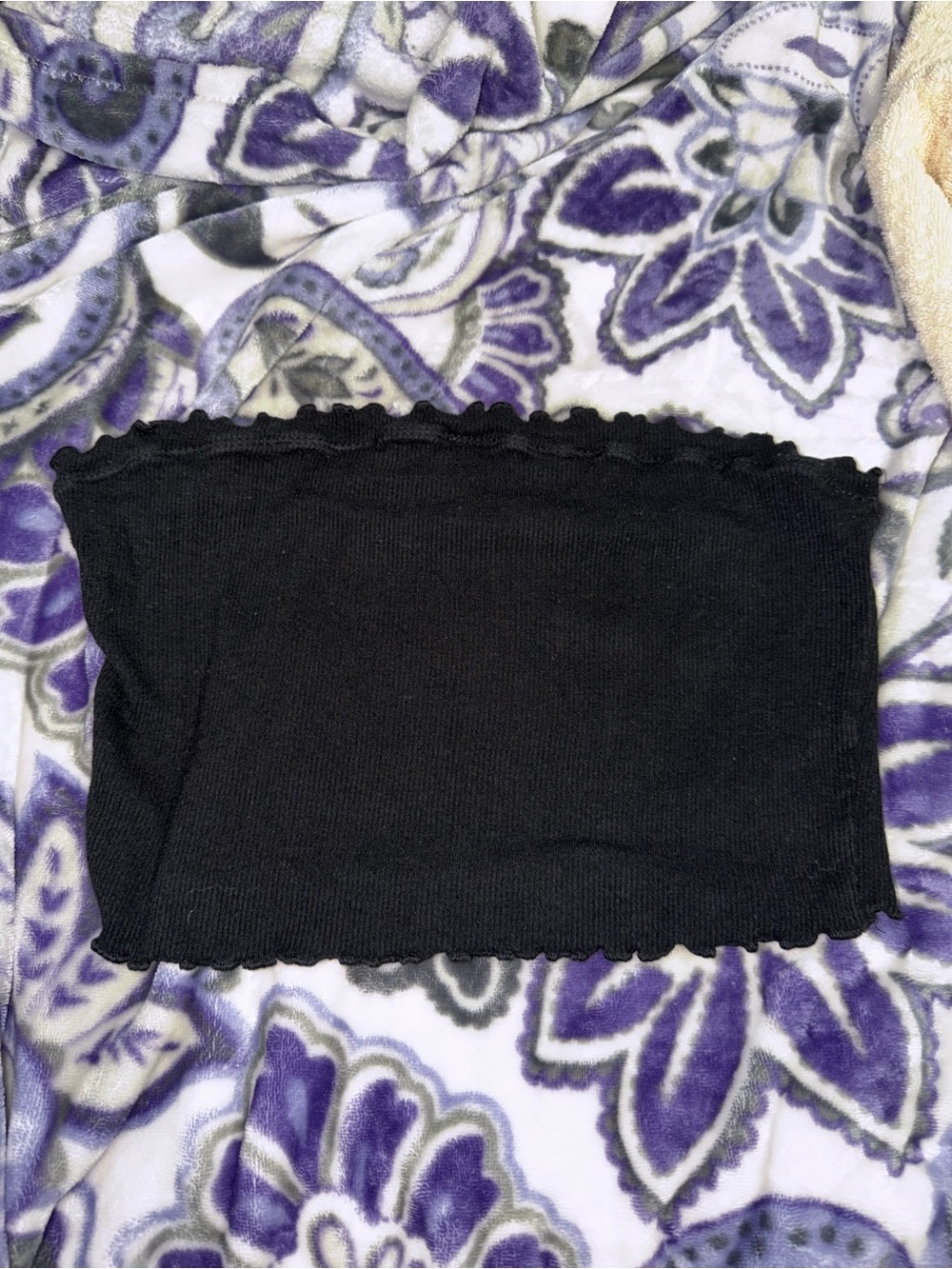 Heart & Hips Black Ribbed Tube Top